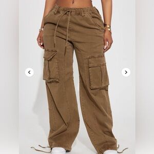 BRAND NEW FASHION NOVA OLIVE BROWN CARGO PANTS
